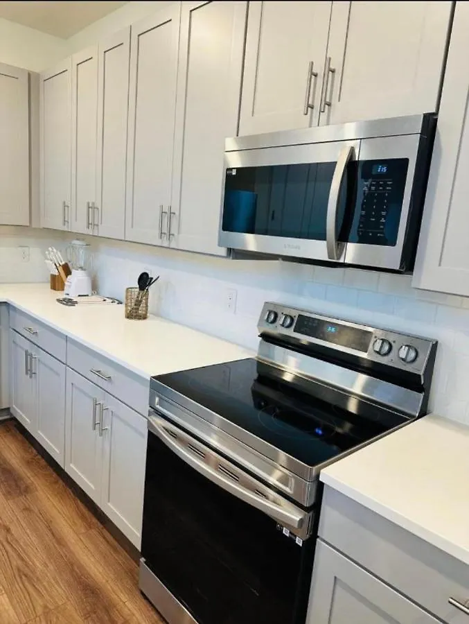 Homestay Brand New Houes20Min From Disney Private Room W Tv At Championgate Davenport United States